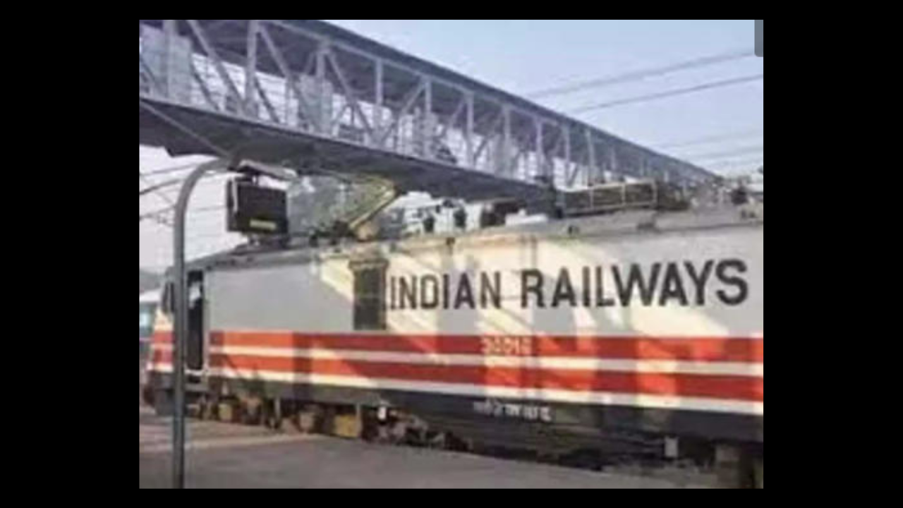 Transferred three days before retirement, worker pens strongly-worded letter to the railway board